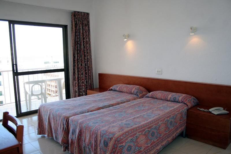 Mll Caribbean Bay Hotell El Arenal  Exteriör bild