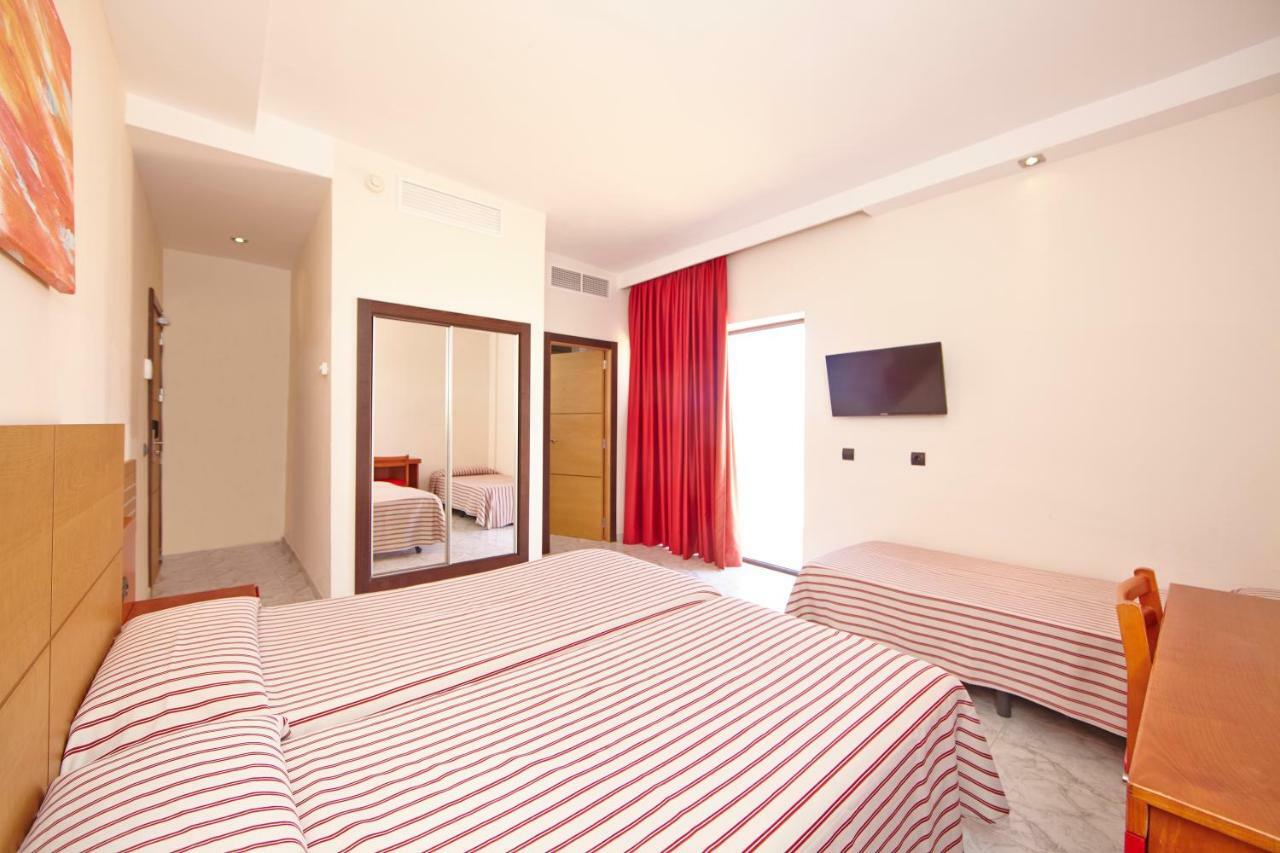 Mll Caribbean Bay Hotell El Arenal  Exteriör bild